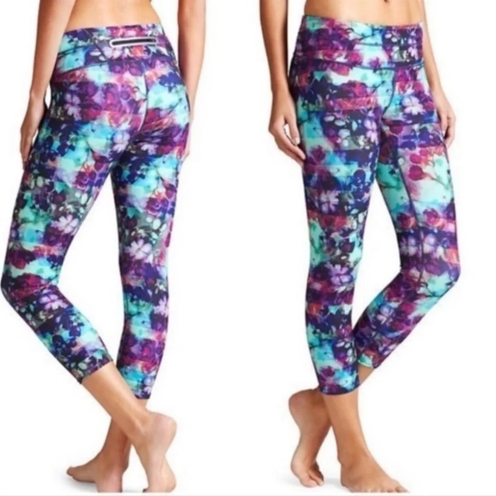 ATHLETA Floral Fade Sonar Capri Leggings Watercolor Back Zip‎ Pocket Size XS
